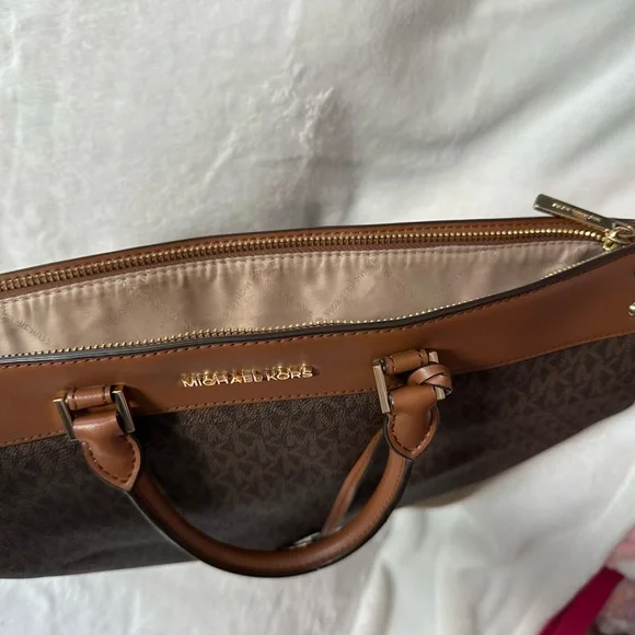 Michael Kors Brown and Tan Signature Messenger Bag with Cream Strap - Picture 10 of 11